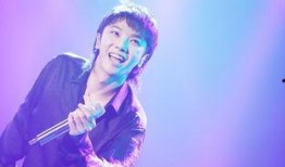 华晨宇唱歌爆料视频,独家爆料视频引粉丝热议