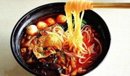 柳州螺蛳粉博主爆料视频,博主爆料带你领略地道美食魅力